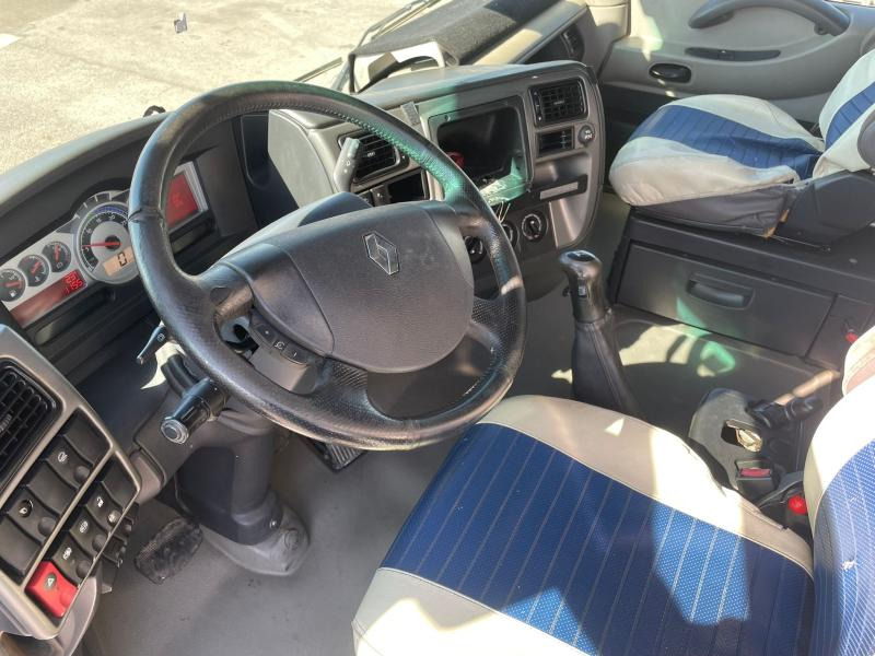 Platós teherautó Renault Magnum 440 DXI: 6 kép.