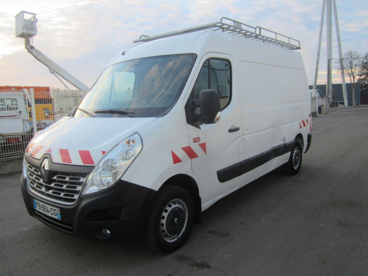 Renault Master 2.3 DCI 125 - Furgon: 1 kép. Renault Master 2.3 DCI 125 - Furgon: 1 kép.