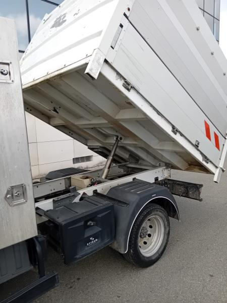 Renault Maxity 120 DXI - Billenőplatós kisteherautó: 2 kép. Renault Maxity 120 DXI - Billenőplatós kisteherautó: 2 kép.
