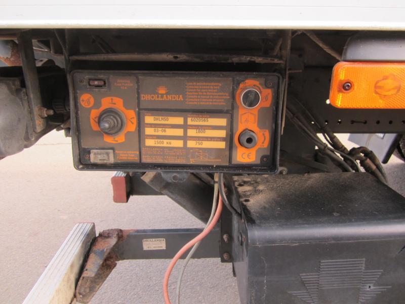 Ponyvás teherautó Renault Midlum 180 DCI: 7 kép. Ponyvás teherautó Renault Midlum 180 DCI: 7 kép.