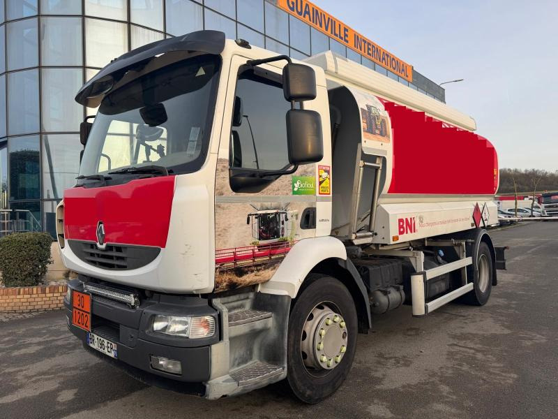 Renault Premium 300 DXI - Tartályos teherautó: 1 kép. Renault Premium 300 DXI - Tartályos teherautó: 1 kép.