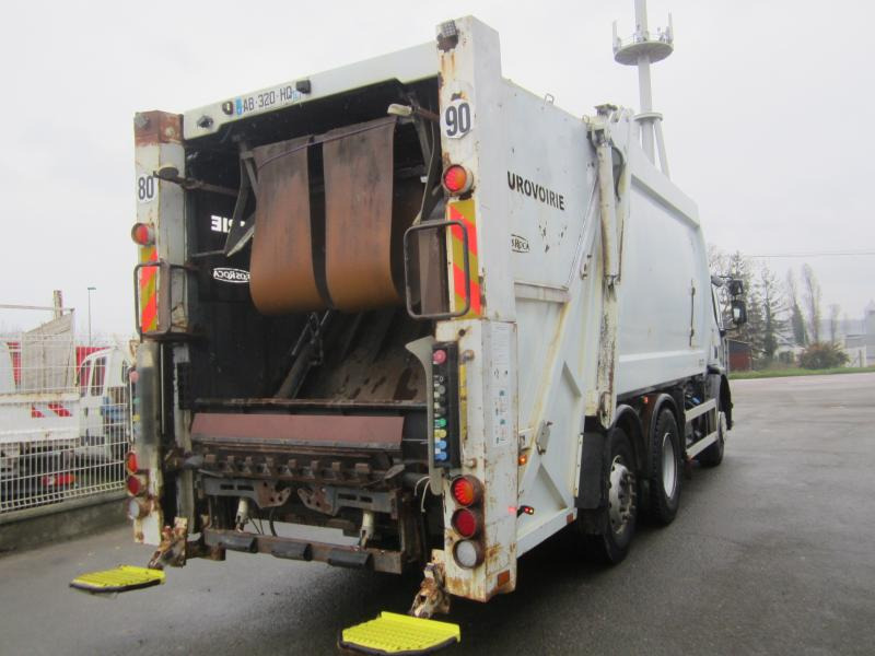 Renault Premium 320 DXI - Szemetesautó: 5 kép. Renault Premium 320 DXI - Szemetesautó: 5 kép.