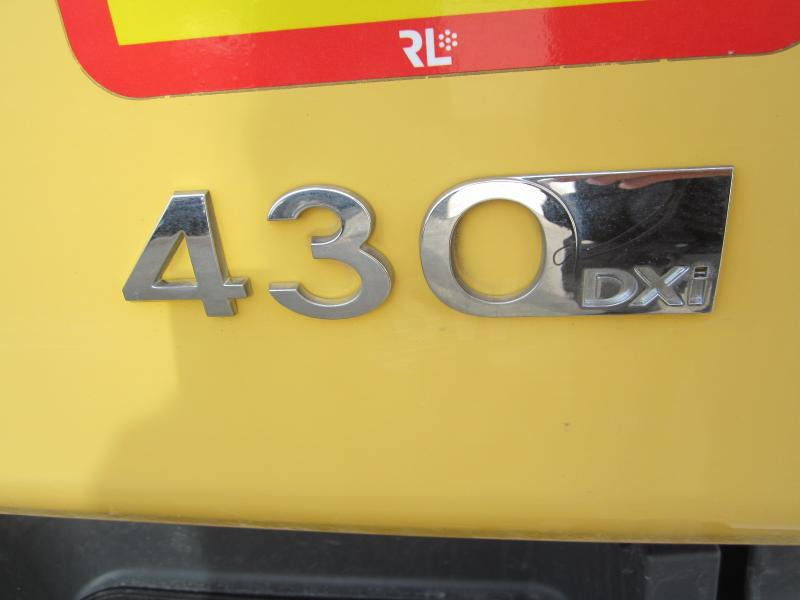 Renault Premium 430 DXI - Dobozos felépítményű teherautó: 3 kép. Renault Premium 430 DXI - Dobozos felépítményű teherautó: 3 kép.