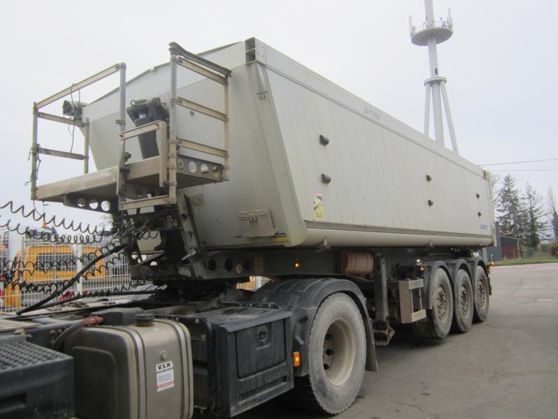Schmitz Cargobull - Félpótkocsi billenőplatós: 5 kép. Schmitz Cargobull - Félpótkocsi billenőplatós: 5 kép.