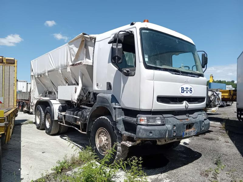 Renault Kerax - Teherautó: 1 kép. Renault Kerax - Teherautó: 1 kép.