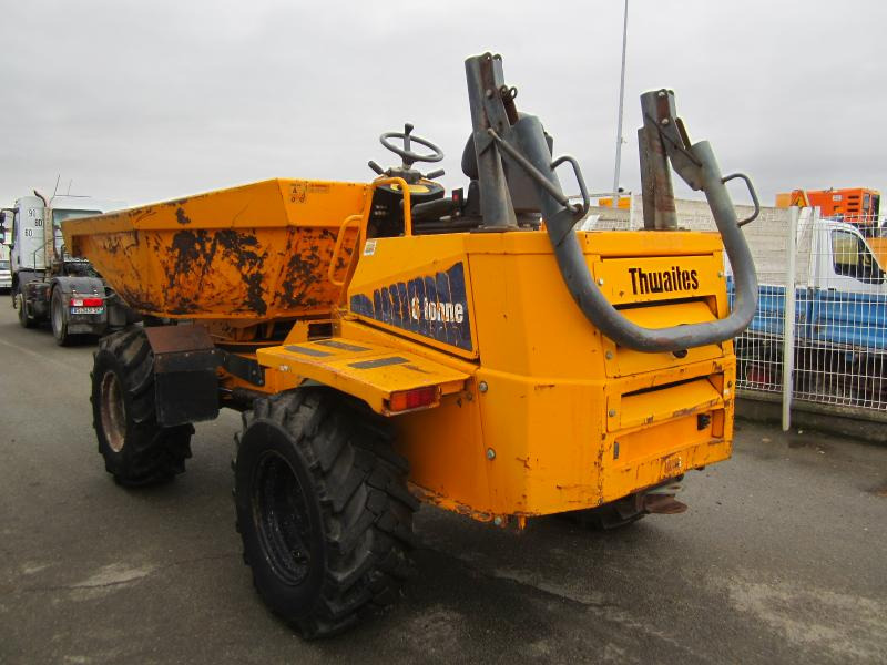Thwaites MACH764 - Csuklós dömper: 2 kép. Thwaites MACH764 - Csuklós dömper: 2 kép.