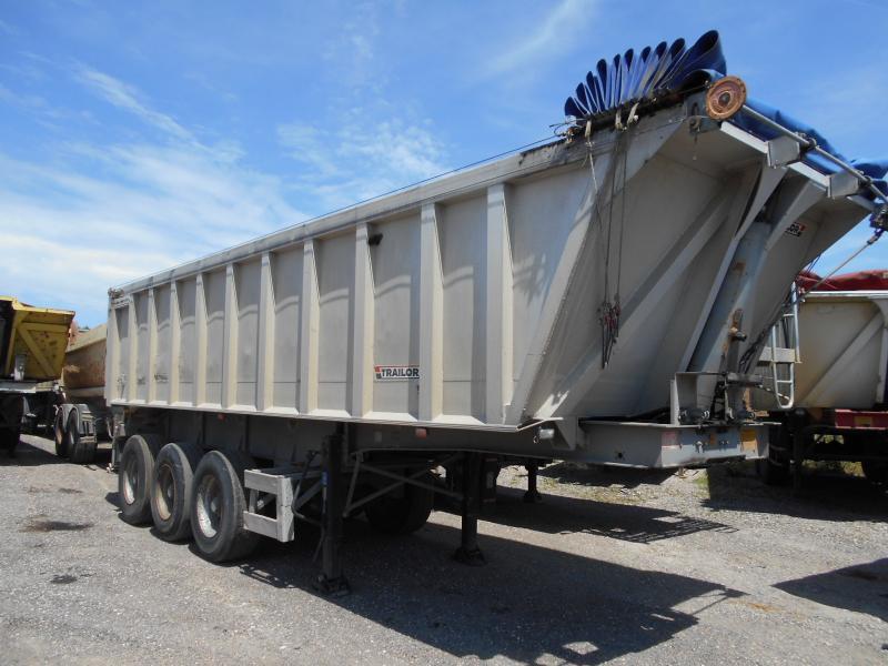 Trailor - Félpótkocsi billenőplatós: 1 kép. Trailor - Félpótkocsi billenőplatós: 1 kép.