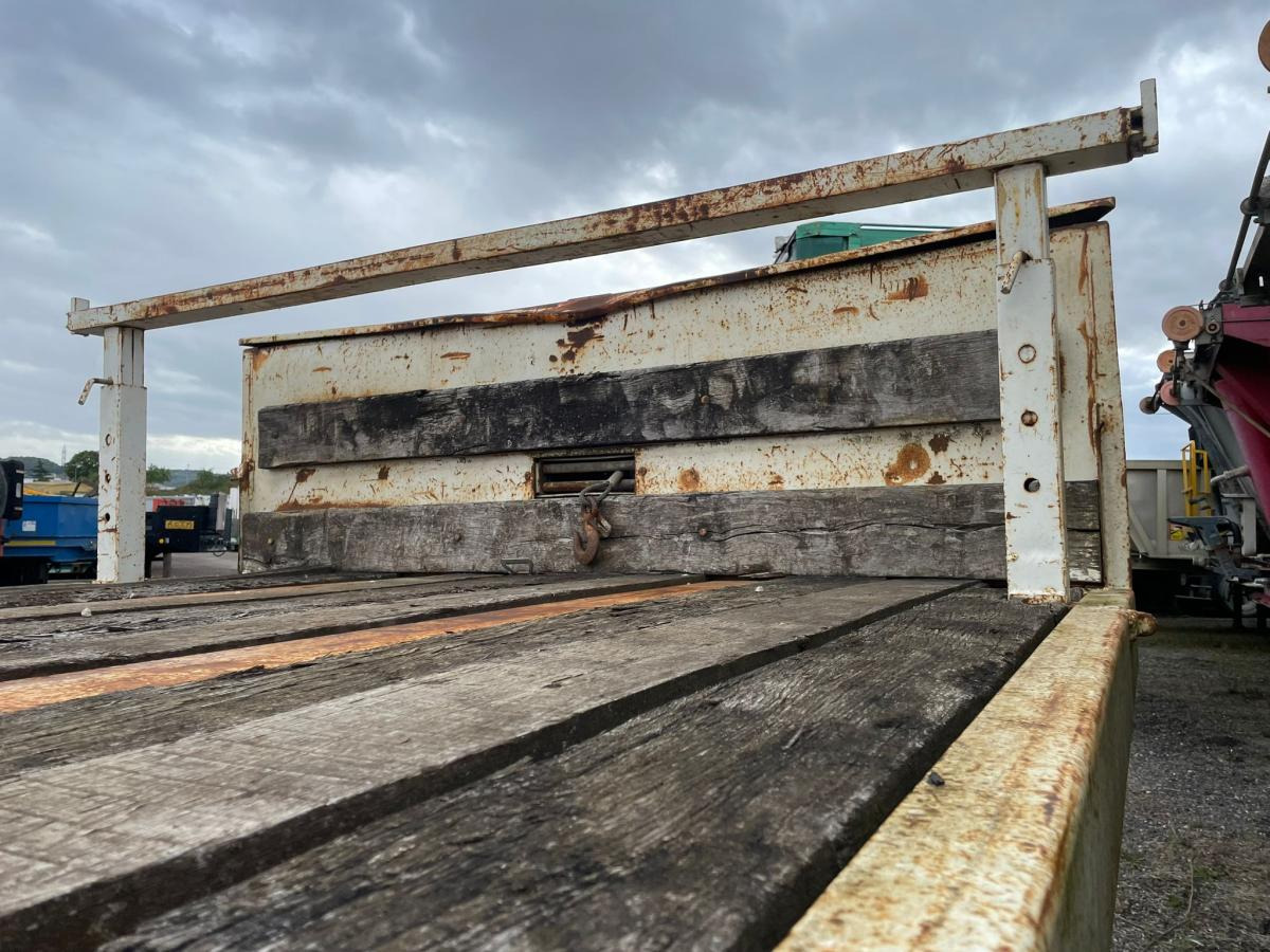 Verem - Félpótkocsi mélybölcsős: 5 kép. Verem - Félpótkocsi mélybölcsős: 5 kép.