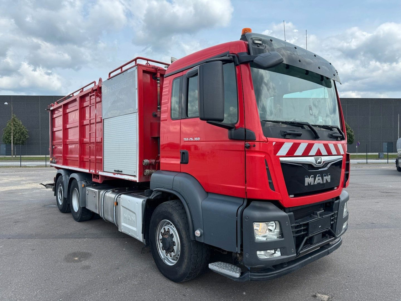 MAN TGS 26.360 6x4H4 Hydrodrive Simon Moos KSA - Szippantós autó: 2 kép. MAN TGS 26.360 6x4H4 Hydrodrive Simon Moos KSA - Szippantós autó: 2 kép.
