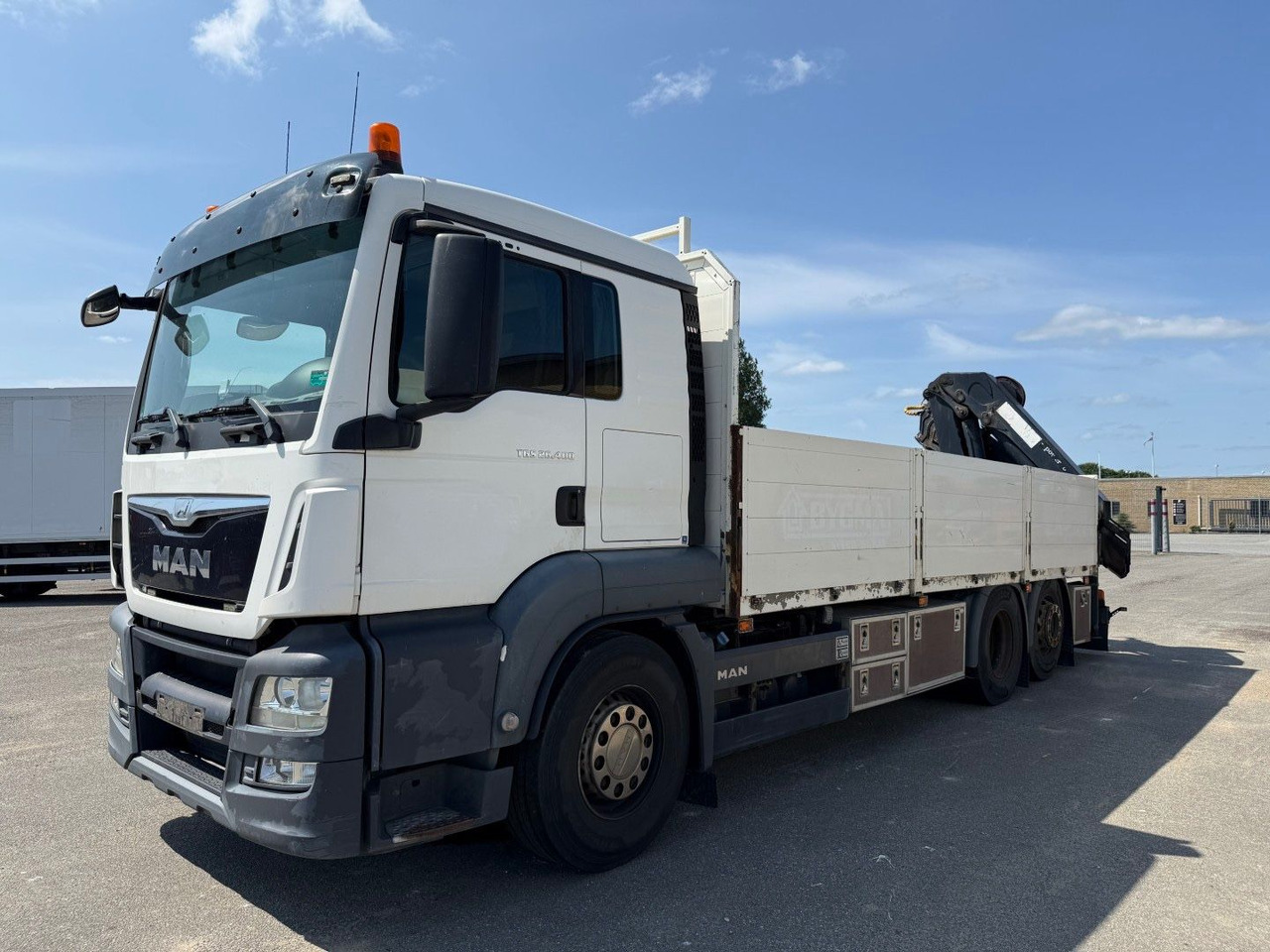 MAN TGS 26.400 6x2 HMF 2620 K5 / Engine Damage - Darus autó: 1 kép. MAN TGS 26.400 6x2 HMF 2620 K5 / Engine Damage - Darus autó: 1 kép.