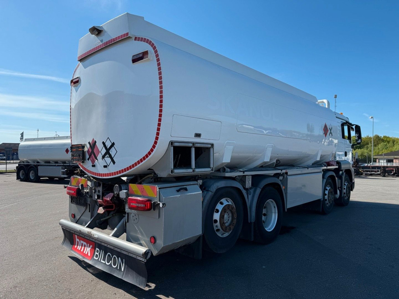 MAN TGS 35.480 8x2*6 23.000 l. ADR Euro 6 Tanktruck - Tartályos teherautó: 3 kép. MAN TGS 35.480 8x2*6 23.000 l. ADR Euro 6 Tanktruck - Tartályos teherautó: 3 kép.