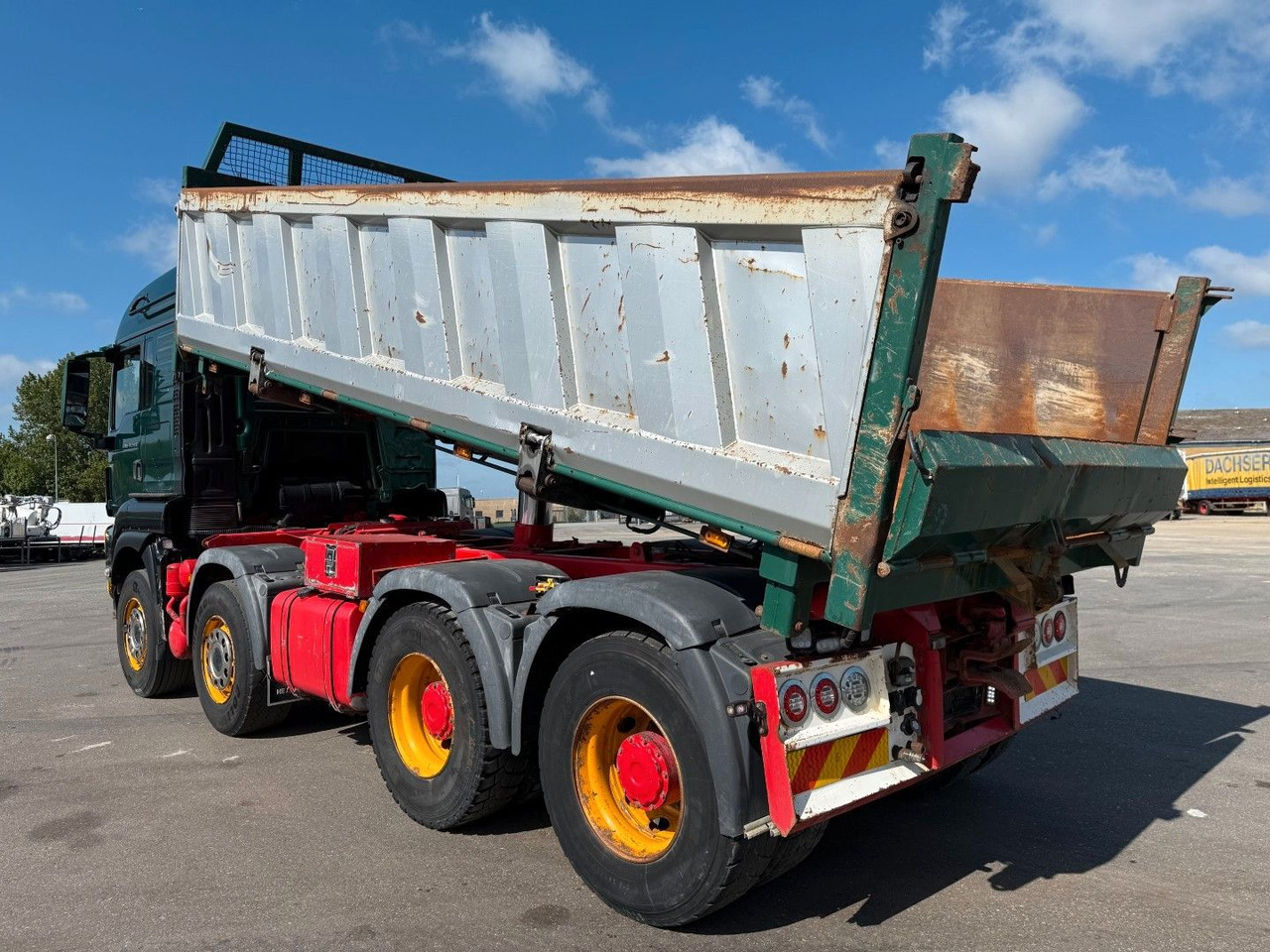 MAN TGS 35.500 8x4 Euro 6 Pendel Steel Tipper MAN TGS 35.500 8x4 Euro 6 Pendel Steel Tipper - Billenőplatós teherautó: 4 kép. MAN TGS 35.500 8x4 Euro 6 Pendel Steel Tipper MAN TGS 35.500 8x4 Euro 6 Pendel Steel Tipper - Billenőplatós teherautó: 4 kép.