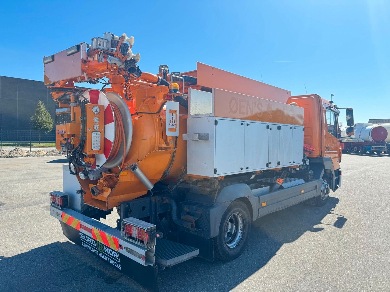 Mercedes-Benz Atego 1223 4x2 Euro 6 Hvidtved Cityflex 204 - Szippantós autó: 3 kép. Mercedes-Benz Atego 1223 4x2 Euro 6 Hvidtved Cityflex 204 - Szippantós autó: 3 kép.