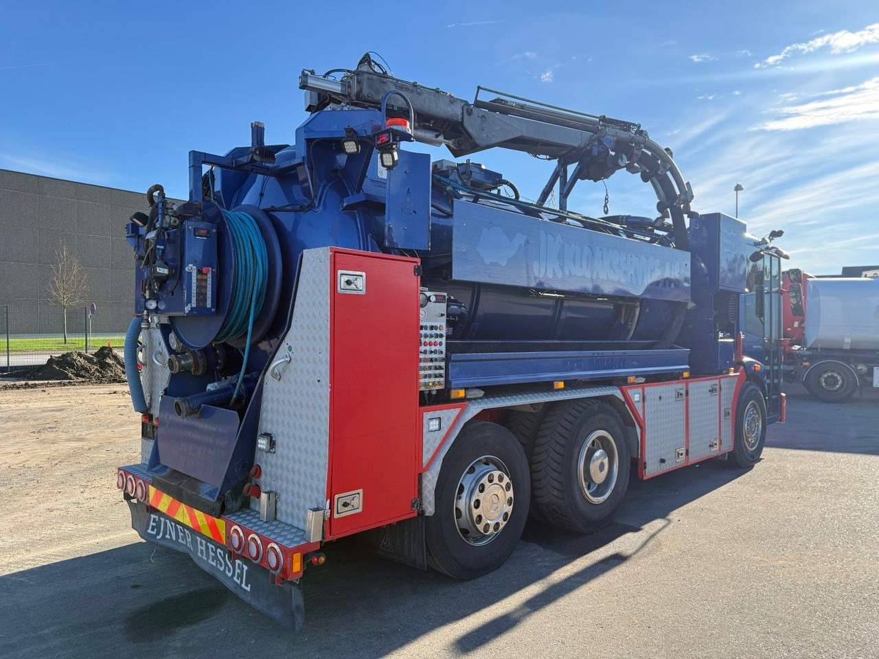 Mercedes-Benz Econic 2633 6x2*4 Hvidtved Larsen SLP309 Euro 5 - Szippantós autó: 3 kép. Mercedes-Benz Econic 2633 6x2*4 Hvidtved Larsen SLP309 Euro 5 - Szippantós autó: 3 kép.