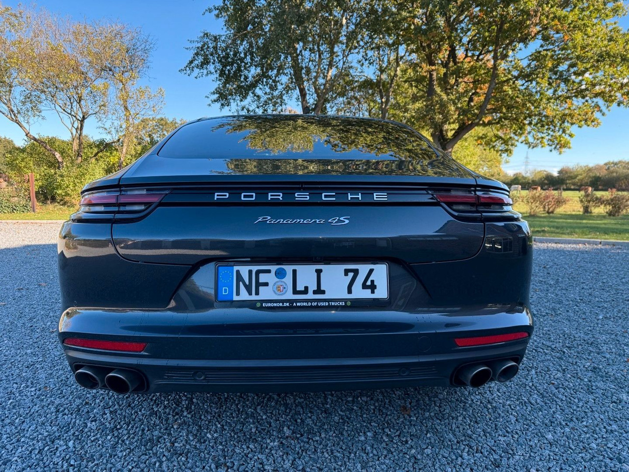 Porsche Panamera 4 S Diesel - Szedán: 5 kép. Porsche Panamera 4 S Diesel - Szedán: 5 kép.