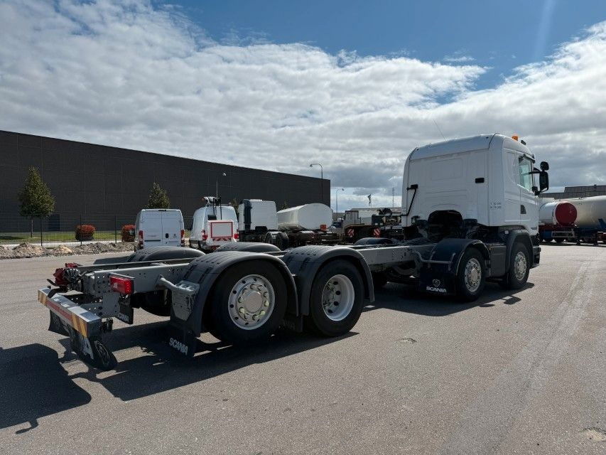 Scania G450 LB 8x2*6 MNB ADR Chassis / Retarder - Alvaz teherautó: 3 kép. Scania G450 LB 8x2*6 MNB ADR Chassis / Retarder - Alvaz teherautó: 3 kép.