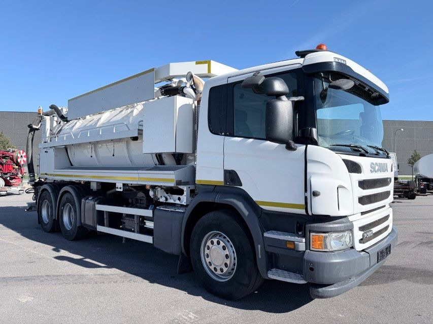 Scania P360 6x4 Euro 6 Hvidtved Larsen FlexLine 312 - Szippantós autó: 2 kép. Scania P360 6x4 Euro 6 Hvidtved Larsen FlexLine 312 - Szippantós autó: 2 kép.
