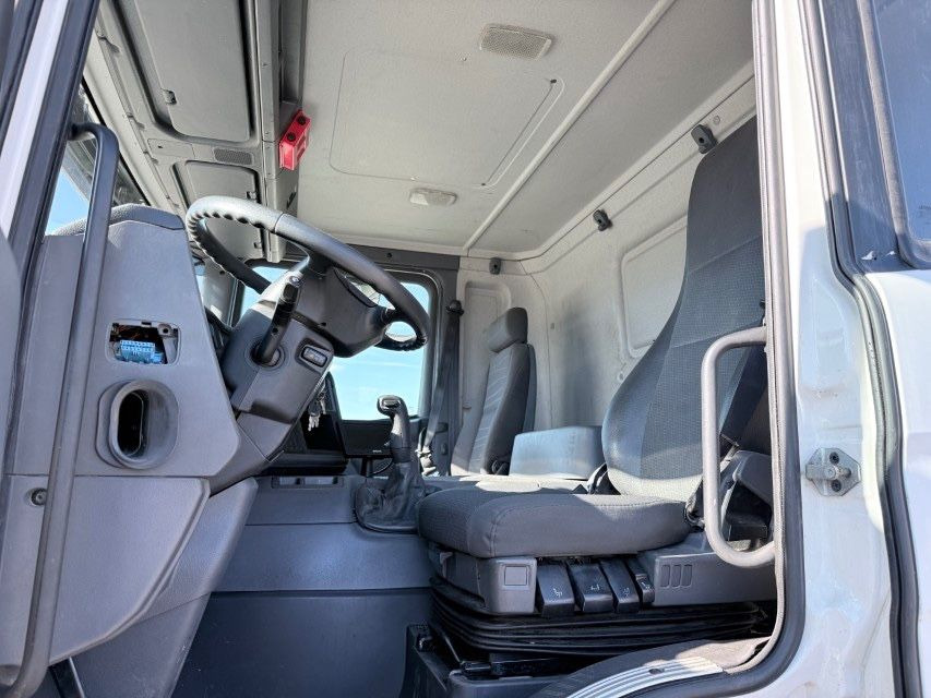 Scania P360 6x4 Euro 6 Hvidtved Larsen FlexLine 312 - Szippantós autó: 5 kép. Scania P360 6x4 Euro 6 Hvidtved Larsen FlexLine 312 - Szippantós autó: 5 kép.