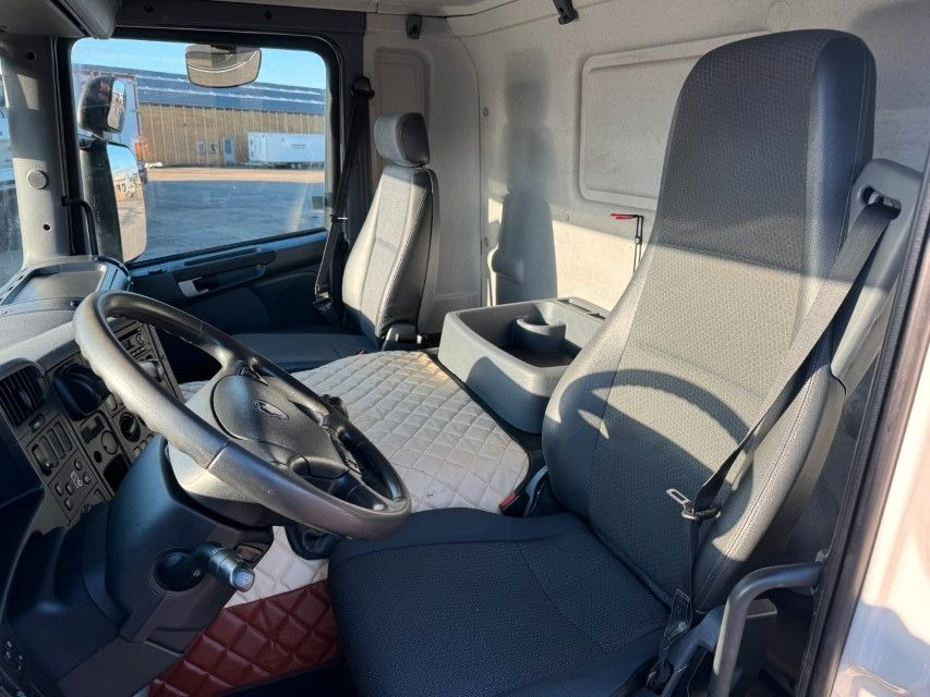 Scania P360 Euro 6 6x4 JHL Hvidtved Larsen FlexLine 312 - Szippantós autó: 5 kép. Scania P360 Euro 6 6x4 JHL Hvidtved Larsen FlexLine 312 - Szippantós autó: 5 kép.