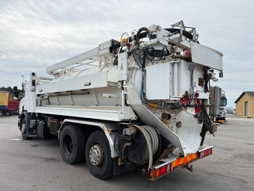 Scania P380 LB 6x24 Hvidtved Larsen FlexLine 310 - Szippantós autó: 4 kép. Scania P380 LB 6x24 Hvidtved Larsen FlexLine 310 - Szippantós autó: 4 kép.