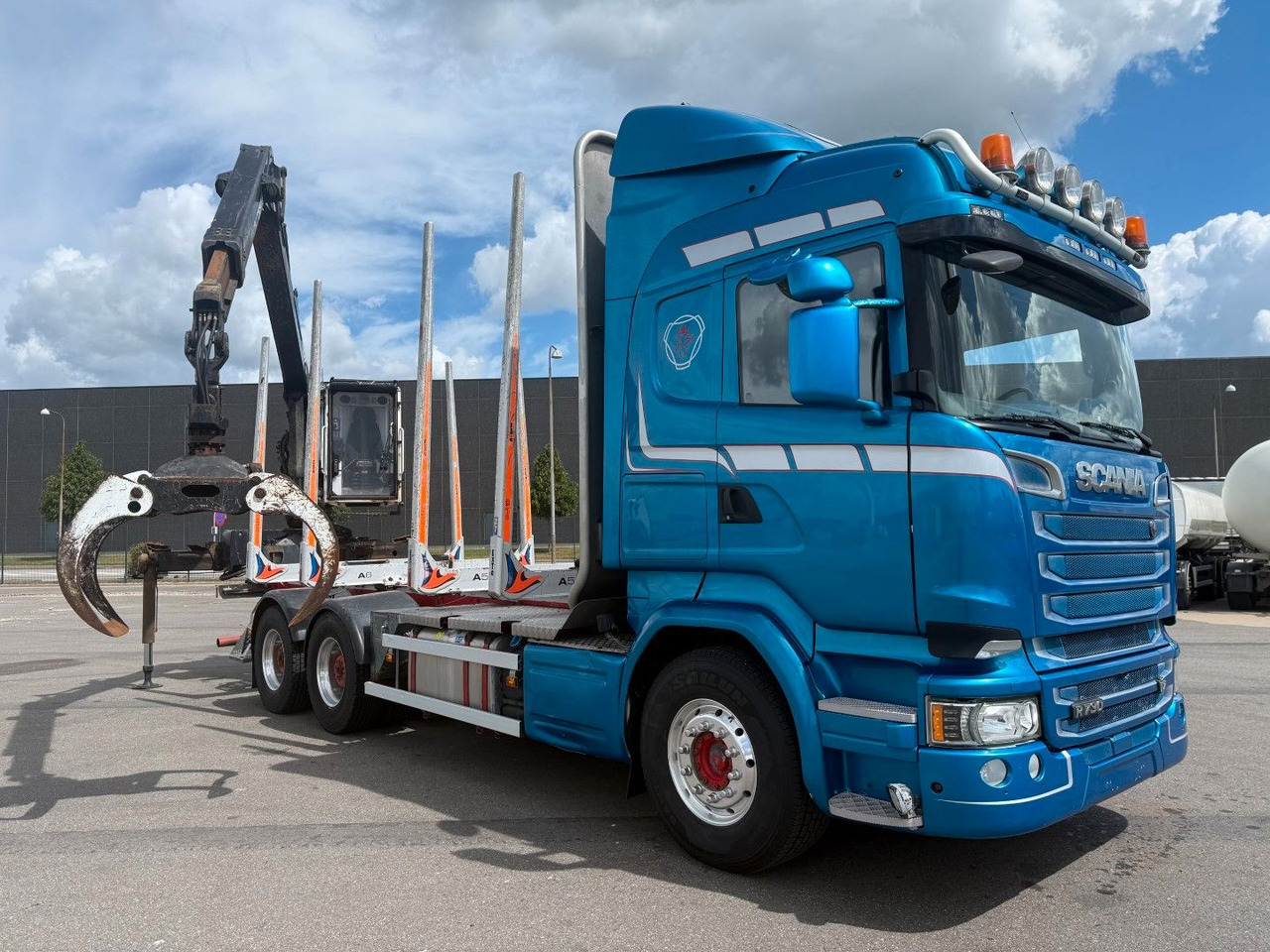 Scania R730 V8 6x4 Palfinger Epsilon M12L80 / Holz Wood - Rönkszállító teherautó, Darus autó: 2 kép. Scania R730 V8 6x4 Palfinger Epsilon M12L80 / Holz Wood - Rönkszállító teherautó, Darus autó: 2 kép.