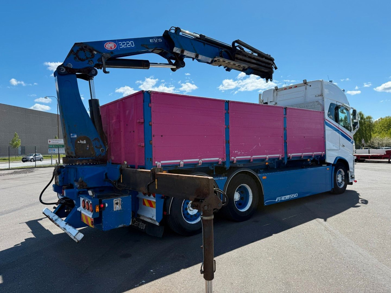 Volvo FH 16.550 6x2*4 / Crane HMF 3220K4 Euro 6 - Darus autó: 4 kép. Volvo FH 16.550 6x2*4 / Crane HMF 3220K4 Euro 6 - Darus autó: 4 kép.