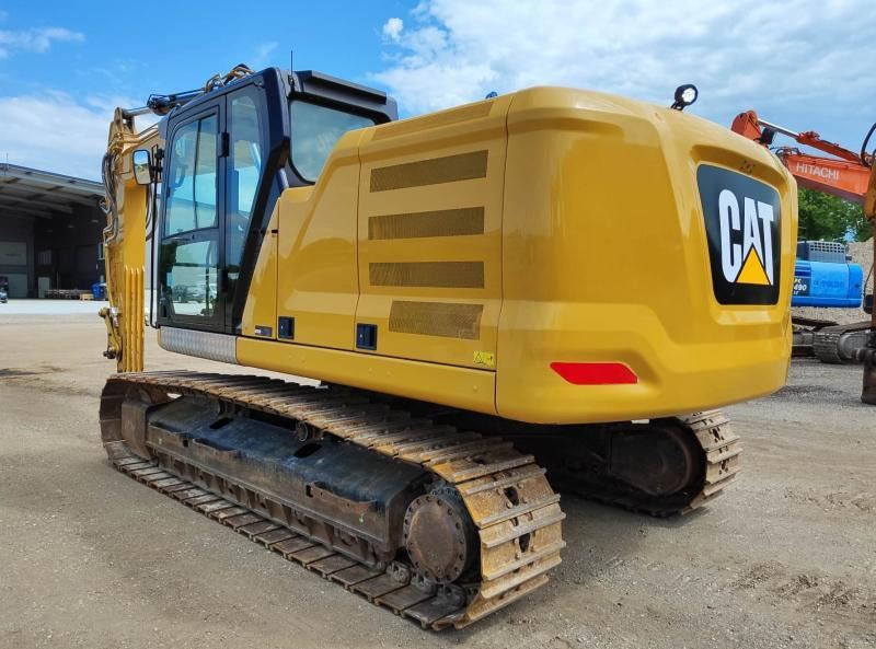 Caterpillar 320 - 07B - Lánctalpas kotró: 1 kép. Caterpillar 320 - 07B - Lánctalpas kotró: 1 kép.