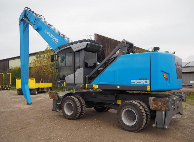 Fuchs MHL350 - Hulladék kotró: 1 kép. Fuchs MHL350 - Hulladék kotró: 1 kép.