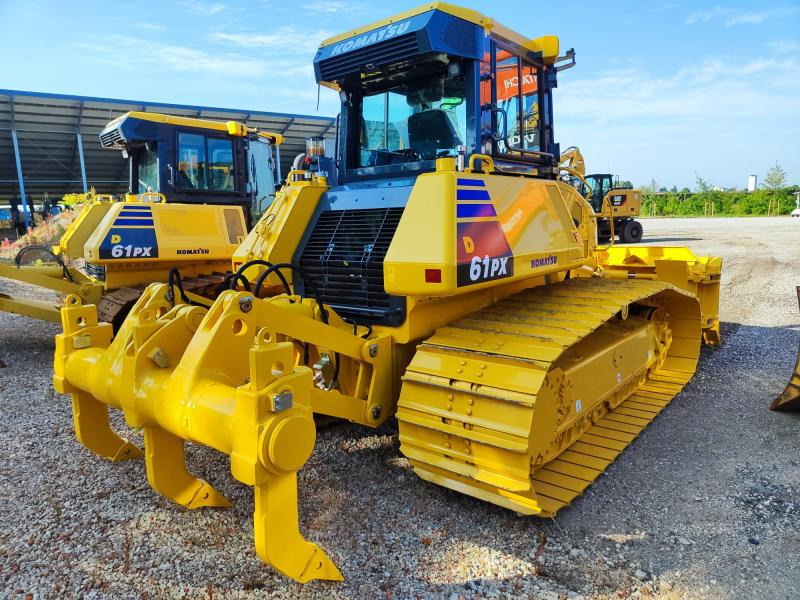 Komatsu D61PX-24E0 - Buldózer: 4 kép. Komatsu D61PX-24E0 - Buldózer: 4 kép.
