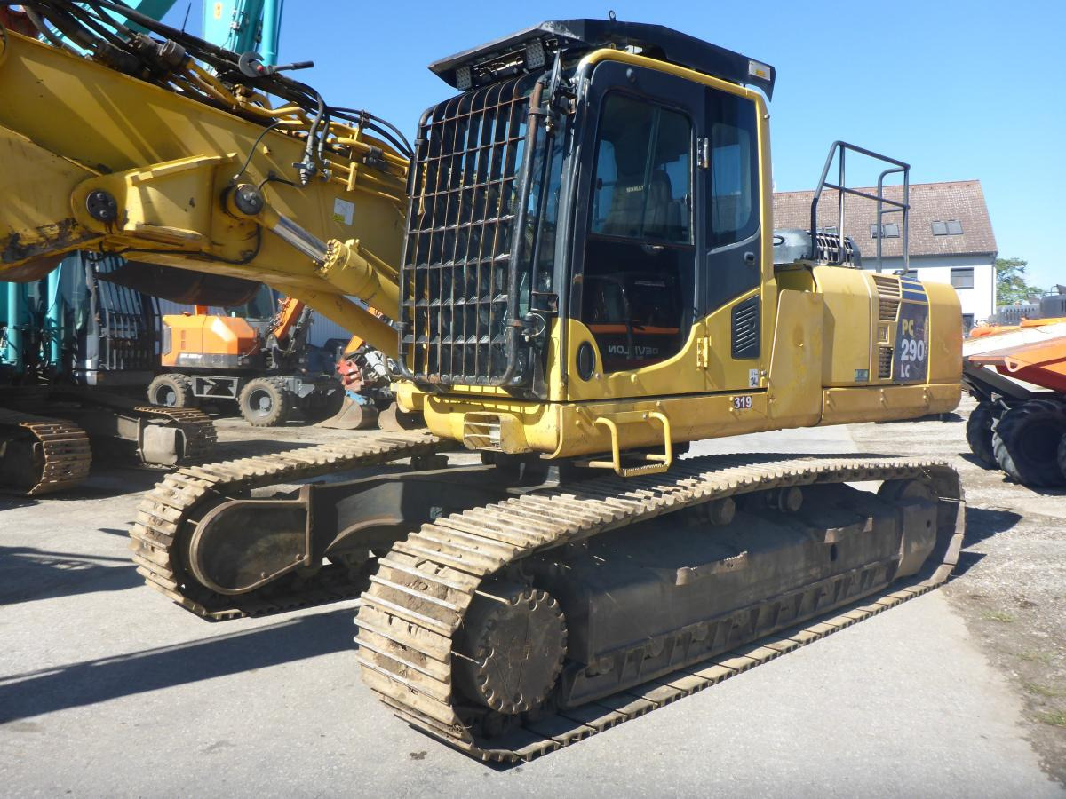 Komatsu PC290LC/NLC-8 - Bontó kotrógép: 3 kép. Komatsu PC290LC/NLC-8 - Bontó kotrógép: 3 kép.