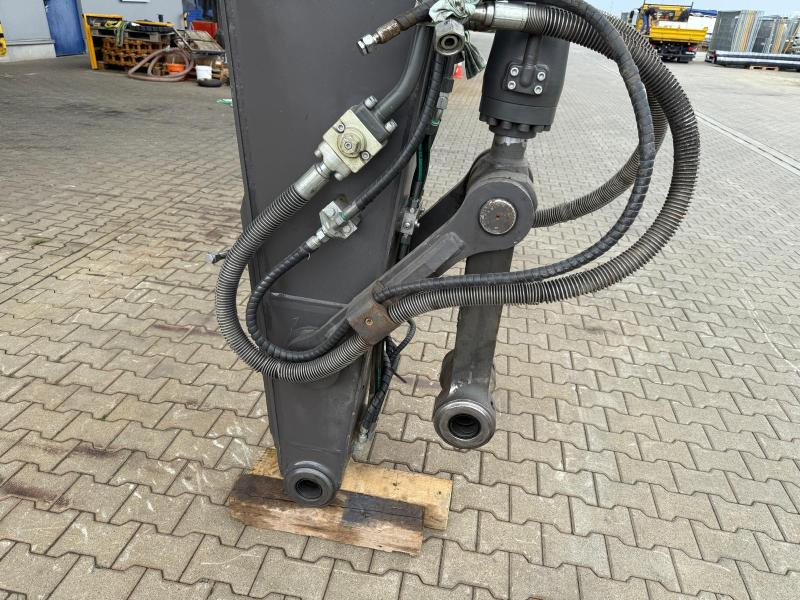 Volvo EC180 D - Lánctalpas kotró: 5 kép. Volvo EC180 D - Lánctalpas kotró: 5 kép.