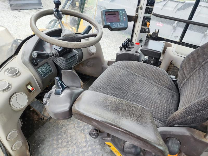 Volvo L 70 G - Gumikerekes homlokrakodó: 5 kép. Volvo L 70 G - Gumikerekes homlokrakodó: 5 kép.