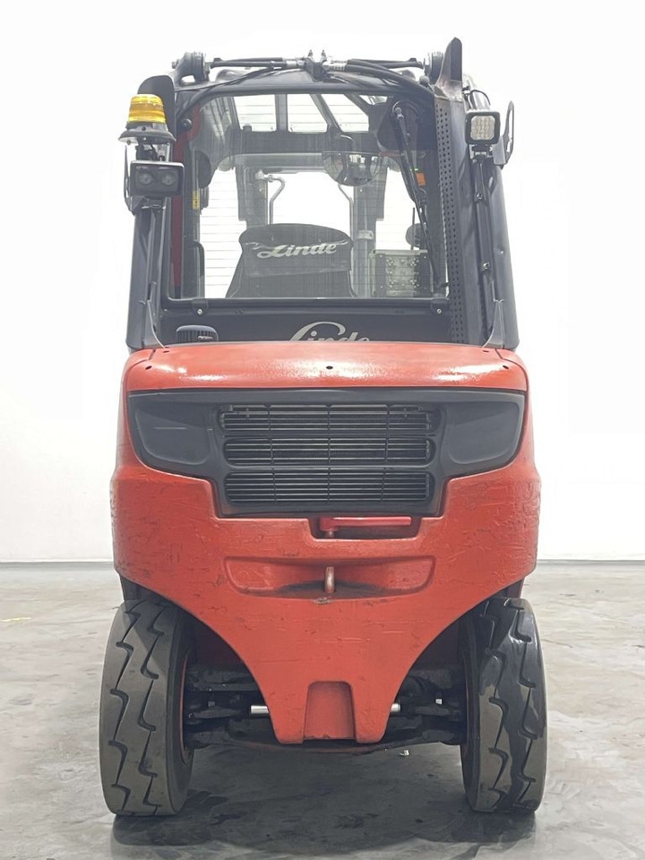 LINDE h40 lízing LINDE h40: 28 kép.