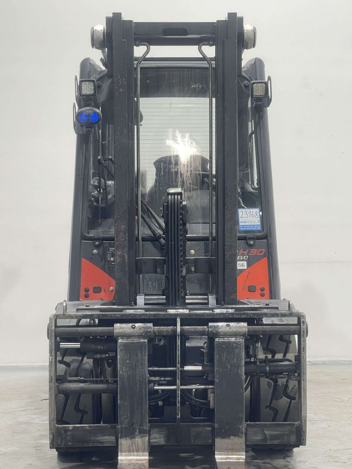 LINDE h40 lízing LINDE h40: 27 kép.