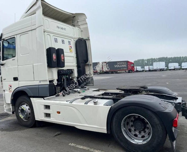 DAF XF 480 - Nyergesvontató: 4 kép. DAF XF 480 - Nyergesvontató: 4 kép.