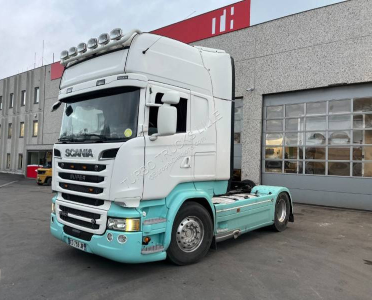 Scania R 580 - Nyergesvontató: 1 kép. Scania R 580 - Nyergesvontató: 1 kép.