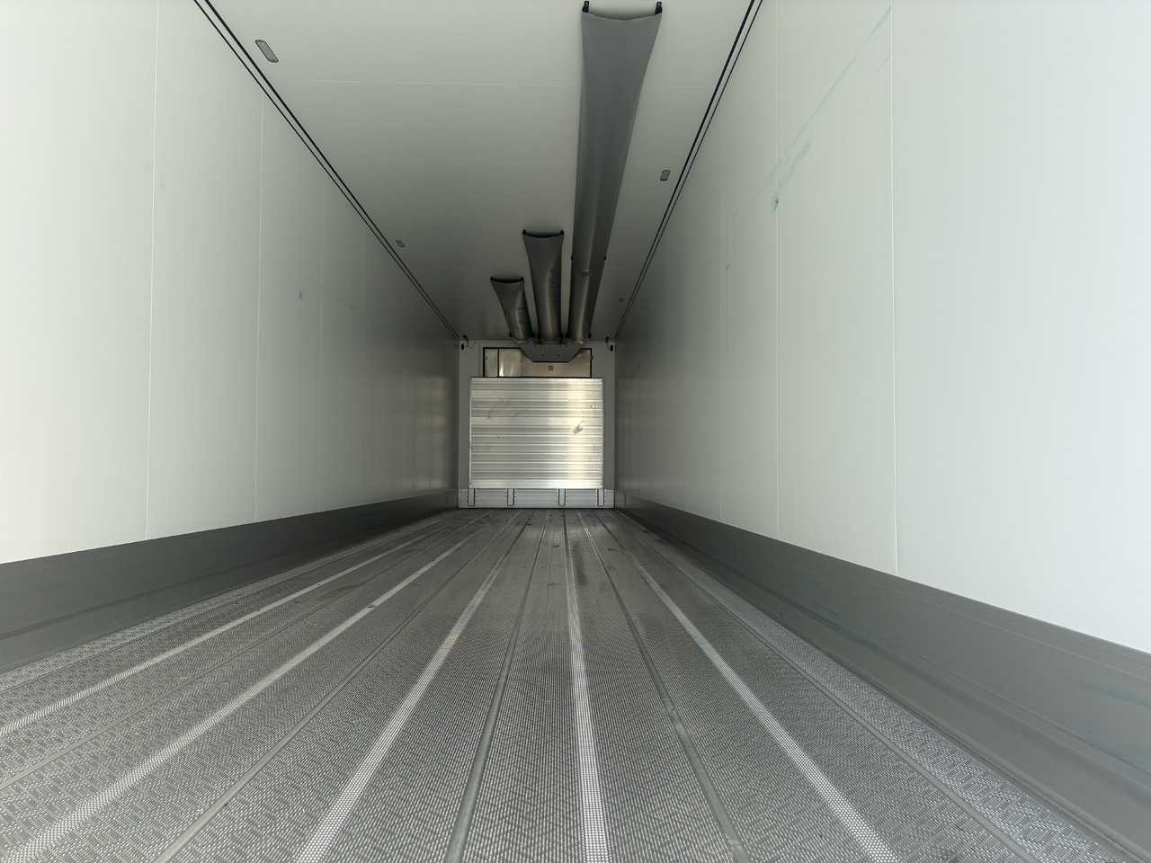 Schmitz Cargobull - Félpótkocsi hűtős: 5 kép. Schmitz Cargobull - Félpótkocsi hűtős: 5 kép.