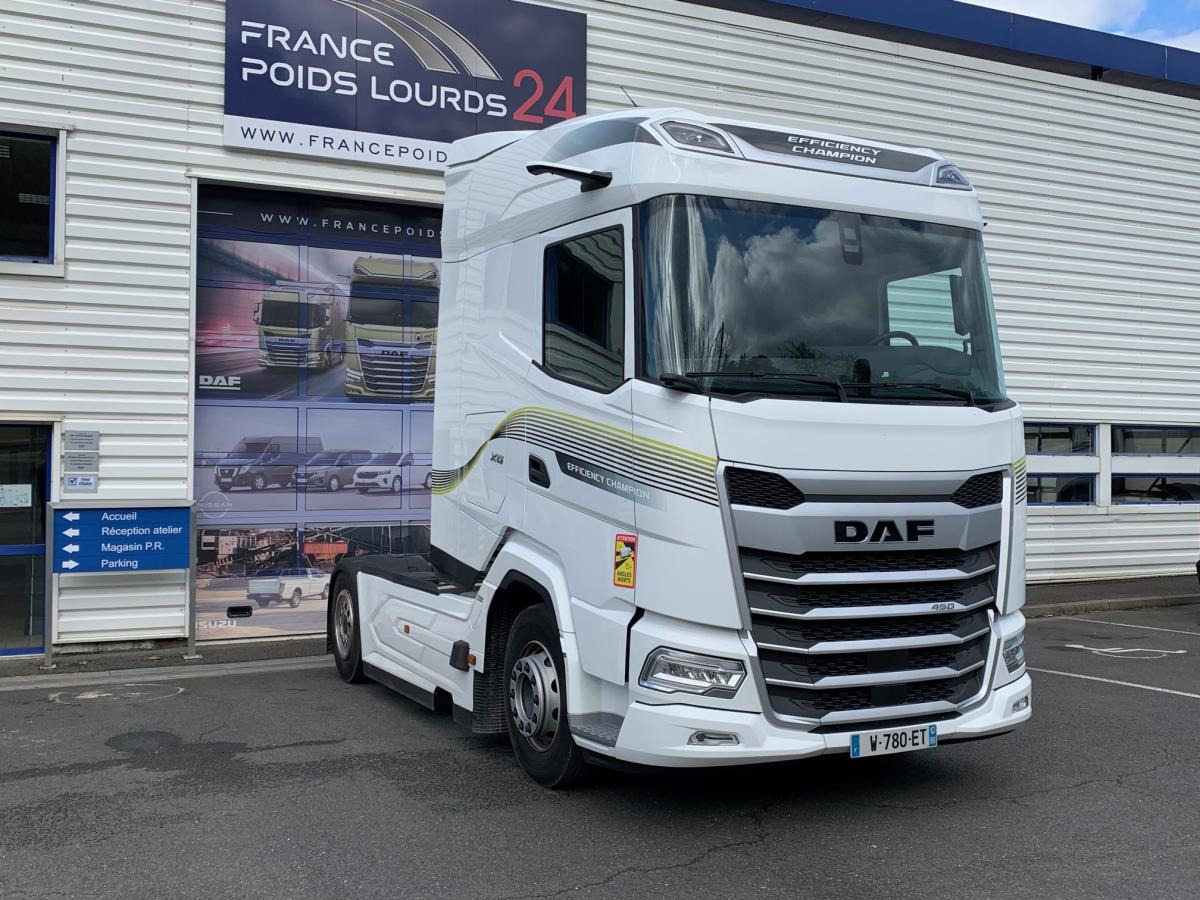 DAF XG 450 FT - Nyergesvontató: 2 kép. DAF XG 450 FT - Nyergesvontató: 2 kép.