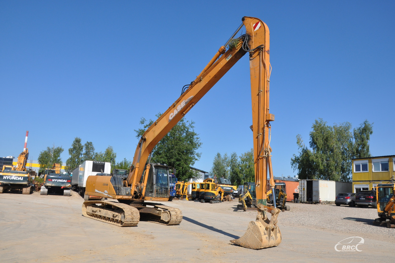 Case CX210 - Lánctalpas kotró: 2 kép. Case CX210 - Lánctalpas kotró: 2 kép.
