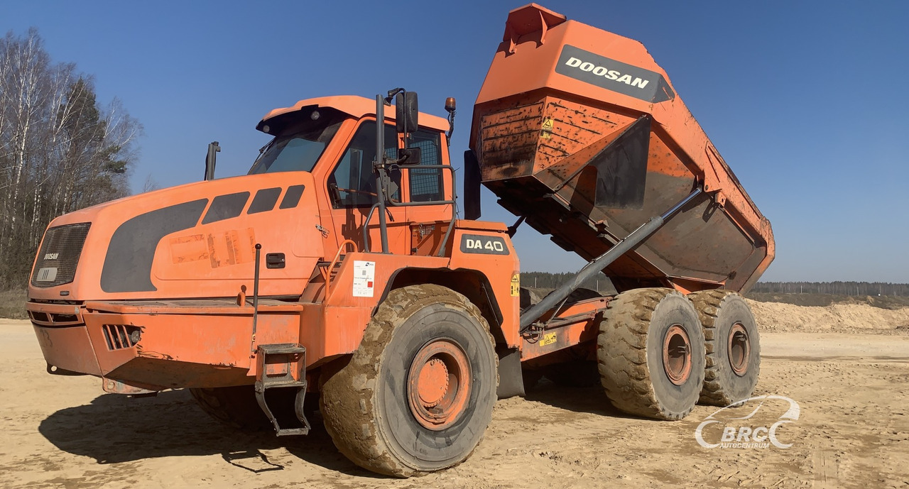 Doosan DA 40 - Bánya teherautó: 1 kép. Doosan DA 40 - Bánya teherautó: 1 kép.