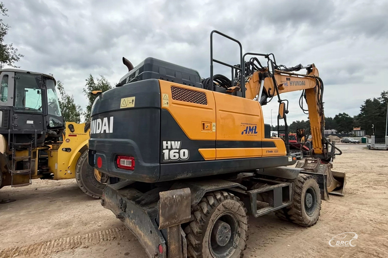 Hyundai HW160 - Gumikerekes kotró: 1 kép. Hyundai HW160 - Gumikerekes kotró: 1 kép.