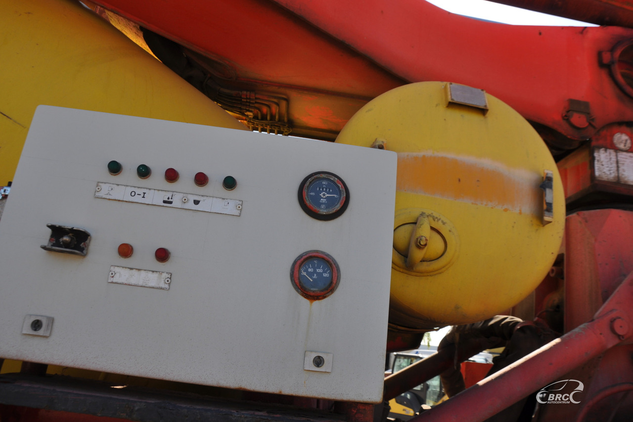 MAN 32.403 lízing MAN 32.403: 8 kép.