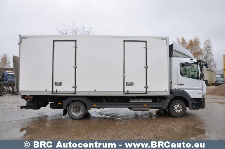 Mercedes-Benz Atego - Dobozos felépítményű teherautó: 4 kép. Mercedes-Benz Atego - Dobozos felépítményű teherautó: 4 kép.