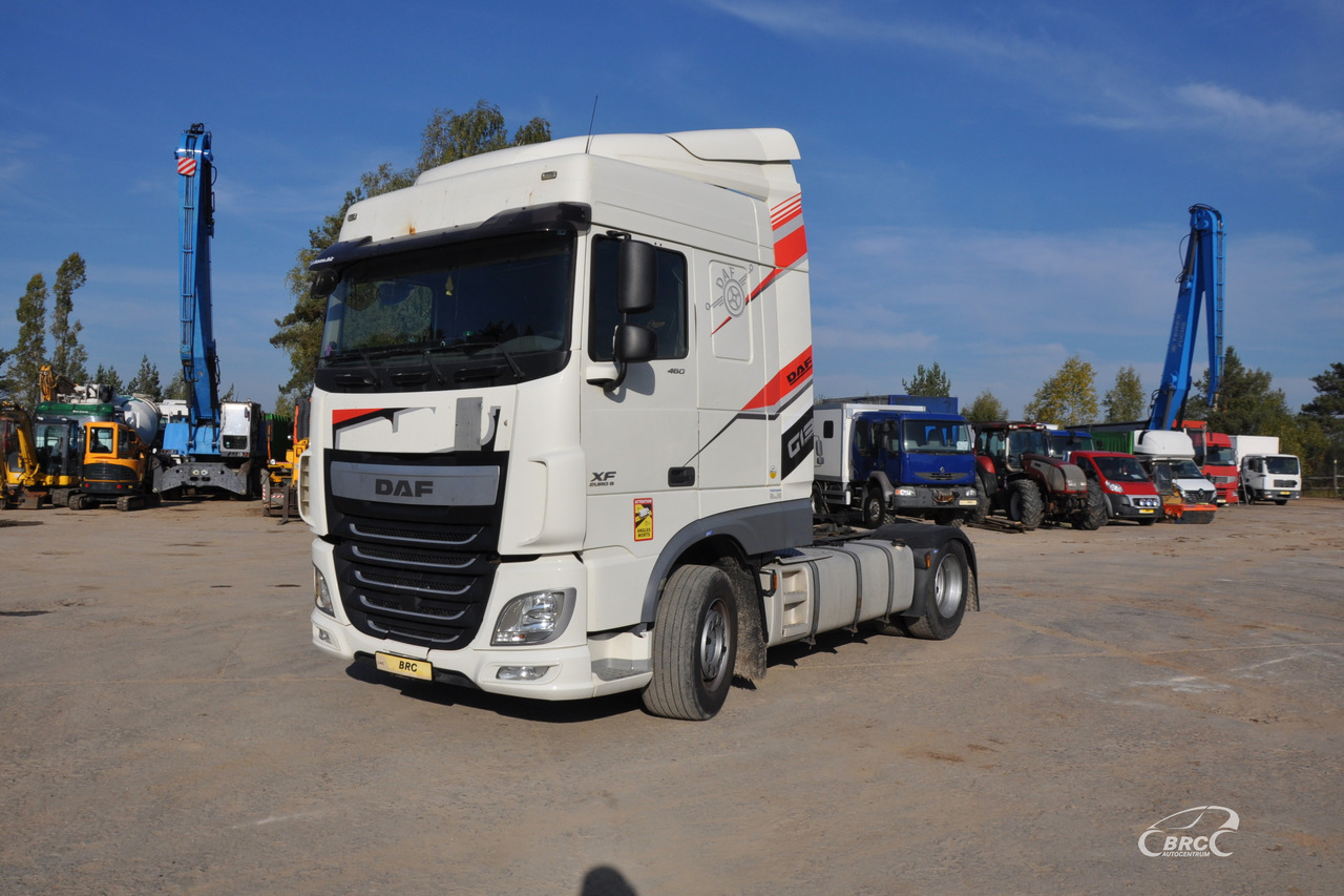 DAF XF - Nyergesvontató: 1 kép. DAF XF - Nyergesvontató: 1 kép.