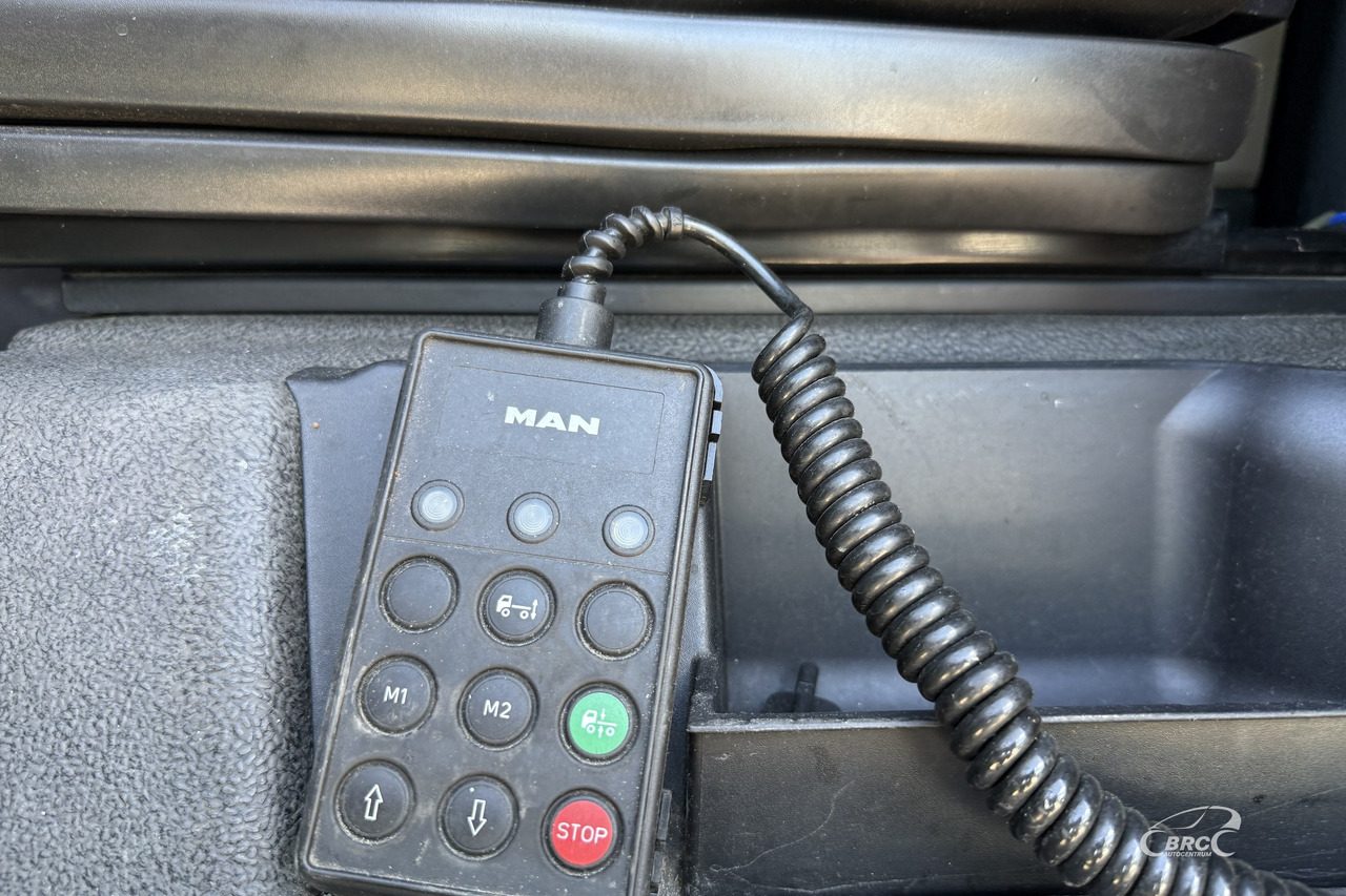 Nyergesvontató MAN TGX 18.500: 16 kép. Nyergesvontató MAN TGX 18.500: 16 kép.