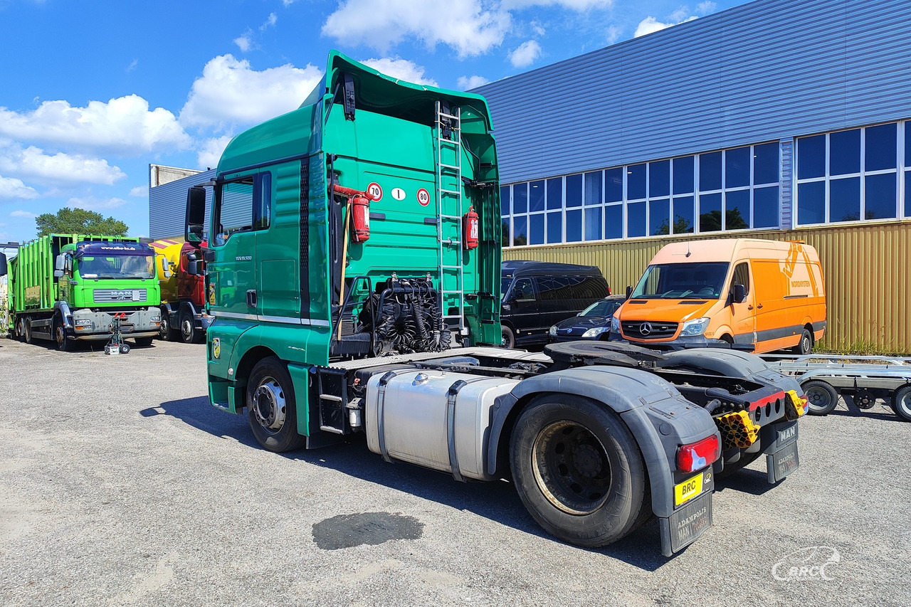 MAN TGX 18.500 - Nyergesvontató: 4 kép. MAN TGX 18.500 - Nyergesvontató: 4 kép.