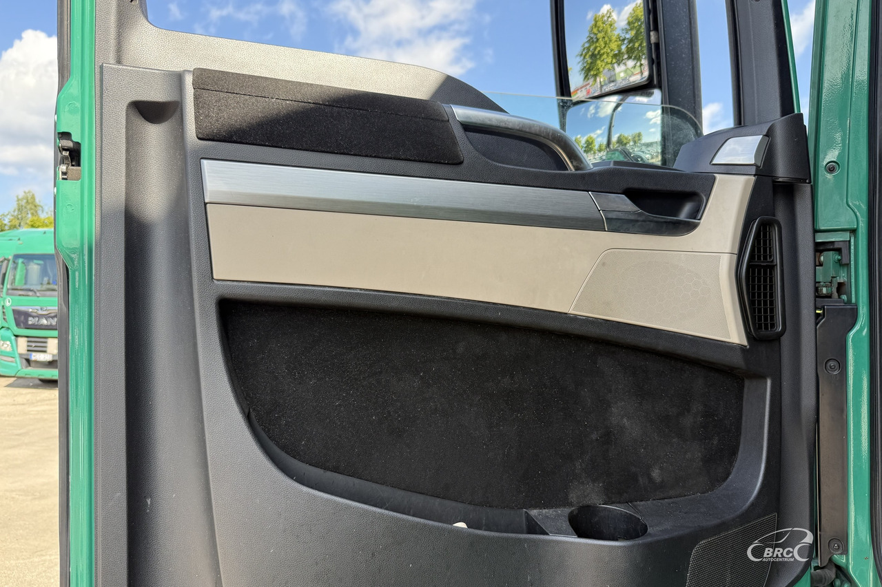 Nyergesvontató MAN TGX 18.500: 14 kép. Nyergesvontató MAN TGX 18.500: 14 kép.