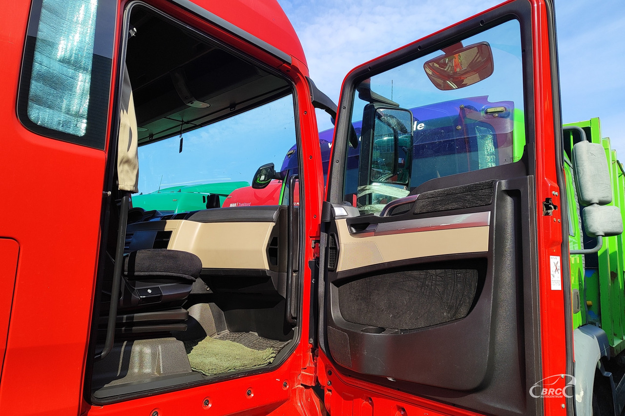 MAN TGX 18.500 - Nyergesvontató: 5 kép. MAN TGX 18.500 - Nyergesvontató: 5 kép.