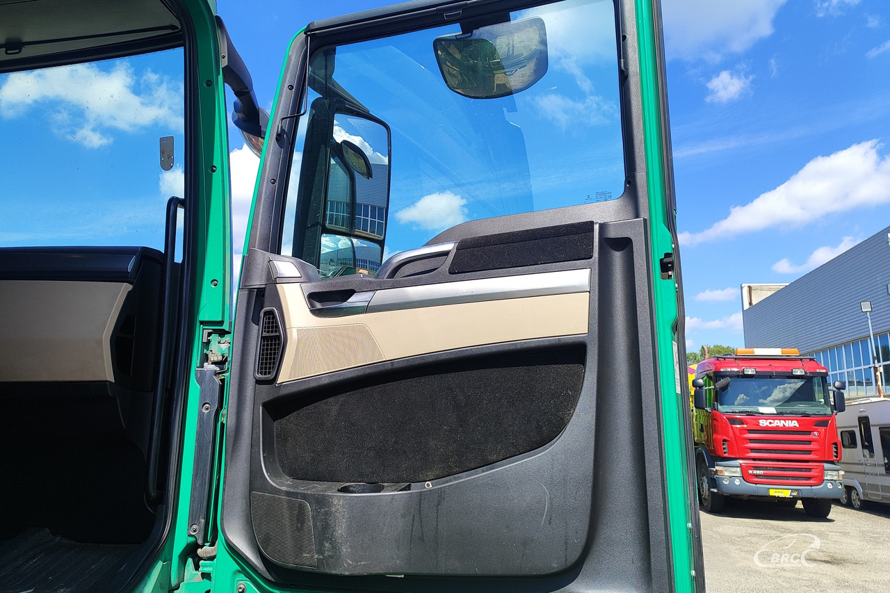 MAN TGX 18.500 - Nyergesvontató: 5 kép. MAN TGX 18.500 - Nyergesvontató: 5 kép.