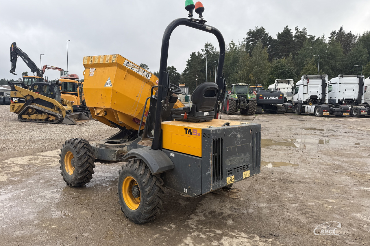 Terex TA3s - Bánya teherautó: 4 kép. Terex TA3s - Bánya teherautó: 4 kép.